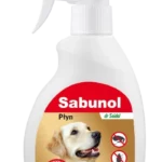 Butelka 250ml płynu Sabunol Dr Seidel płyn na pchły i kleszcze w otoczeniu zwierząt.