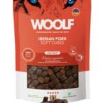 Półwilgotne przysmaki dla psa Woolf Soft Cubes Iberian Pork 100g w formie miękkich kostek z wysokiej jakości wieprzowiny iberyjskiej.